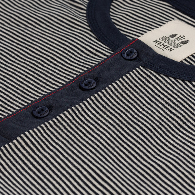Henley Harri – Fine Stripe Marine